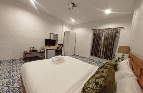Chumphon Hotel | Kenikar Raintree Residence Hotel