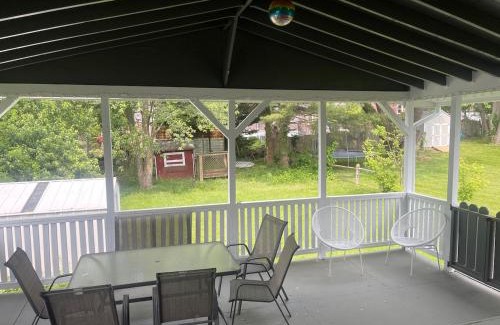 Kennett Square House | Kennett Square Near Longwood Gardens & Downtown