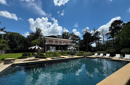 Greater Belhaven House | Kennington's Mansion, Unbelievable new retreat
