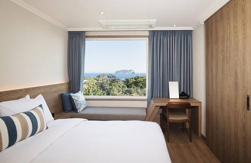 Gangjeong-dong Hotel | Kensington Resort Seogwipo
