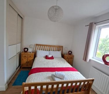 Bobbing Apartment | Kent Sittingbourne Entire Home Close to the Beach