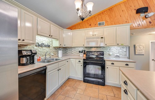 Leitchfield House | Kentucky Getaway w/Access to Rough River Lake!