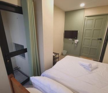 Miri Apartment | Kenyalang Saberkas Apartment Homestay