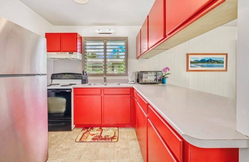 Hanalei House | Keone = Sands - Ocean views, walk across grass to sand and sea, no stairs