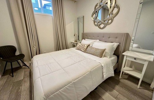 Cochrane House | Keonn's Suite Escape