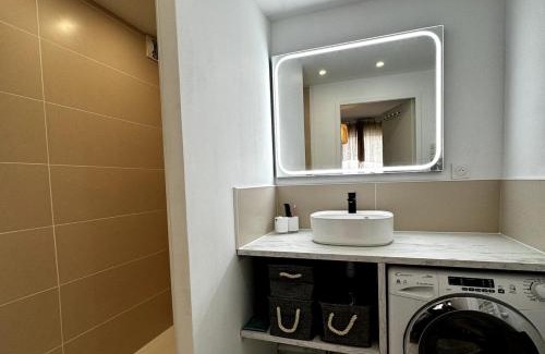 Etel Apartment | KER HERA.Bain de lumière à ETEL