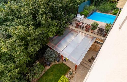 Szentendrei House | Kerekhegy Vendégház