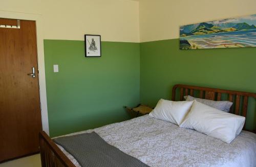 Kerikeri House | Kerikeri Bedroom and Lounge