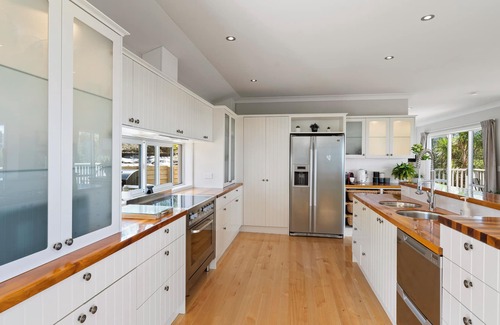 Kerikeri House | Kerikeri Sea Views 4 Bedroom House