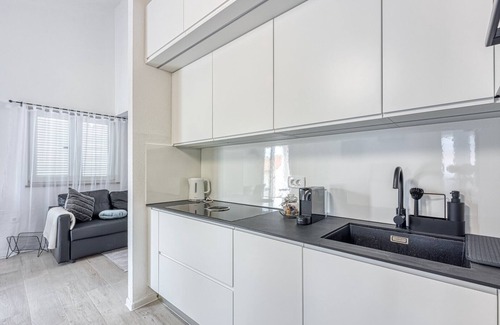 Cancini Apartment | Kestenova/Two-Bedroom App with Balcony No.5