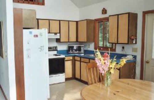 Town of Jerusalem Cottage | Keuka Lake! Vacationing at its best On 120 Feet Of Private Level Lakefront.