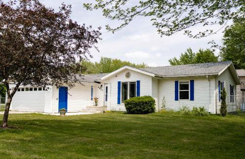 Paw Paw Lake House | Kevins Place near PawPaw Lake