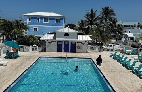 Key Largo Village House | Key Largo, Charming 2-bedroom RV in Calusa Campground