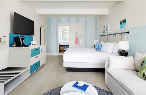 New Town Hotel | Key West Fun Zone: Pools, Lawn Games, Fire Pits, Tiki Cocktails & More