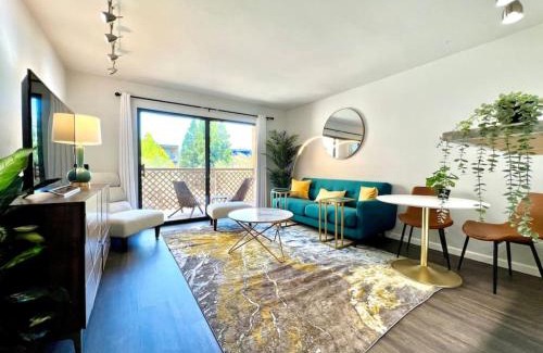 Walnut Creek Apartment | KeyLuxe, Luxury Apartment with Jacuzzi, Pool, Gym, Tennis in Walnut Creek
