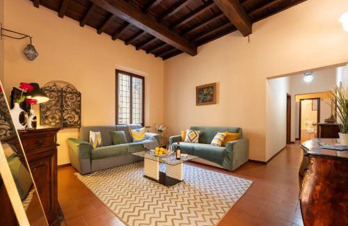 Oltrarno Apartment | Keys of Italy - Maggio 48 -family apartment nearby Pitti Palace