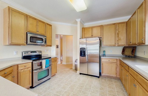 Keys Of Marsh Harbor House | Keys of Marsh Harbor house w/community pool & tennis court, deck, grill