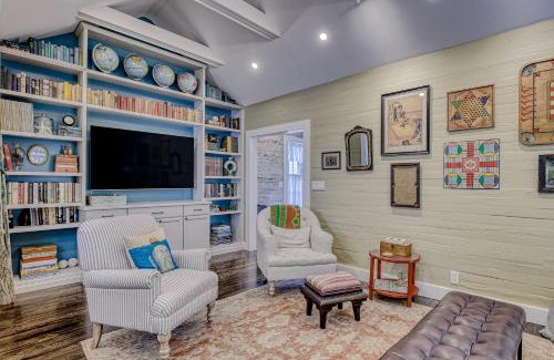 Meadows House | Keys Please
