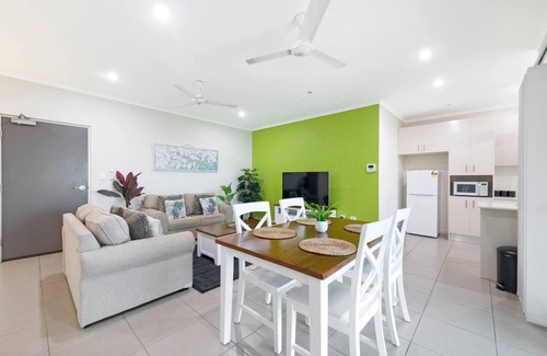 Darwin City Centre Apartment | Keys to Larrakeyah Coastal Comfort with Pool