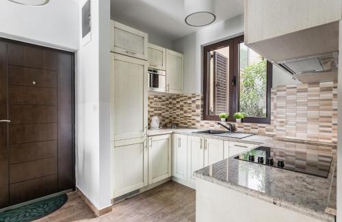 Morinj Apartment | Keystone Apartments