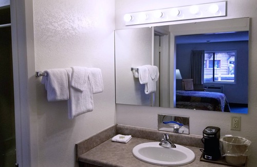 Keystone Hotel | Keystone Boardwalk Inn and Suites