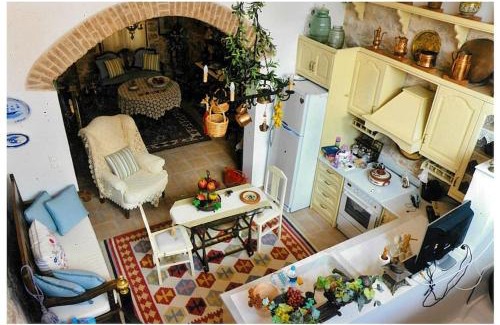 Agios Georgios Sykousis Apartment | KH Traditional House