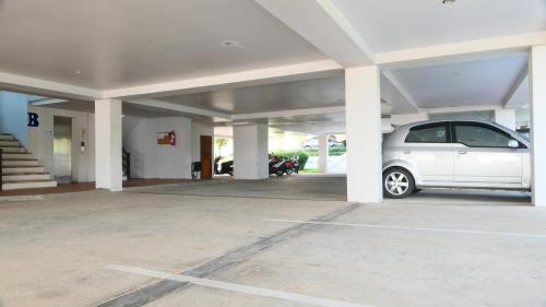 Khanom Apartment | Khanom Beachfront Apartment 3 Internet 100 Mbps