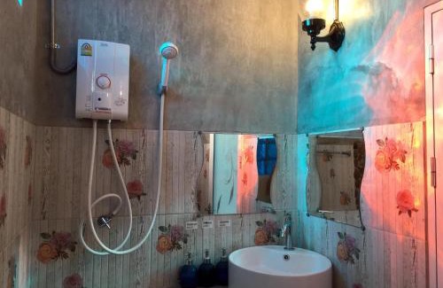 Khaem Son Resort | KHAO KHO SKY WINDS