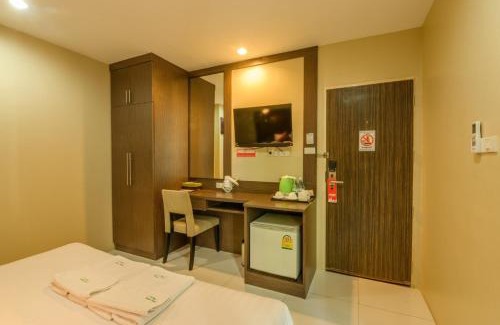 Ban Lo Long House | Khao Rang Place