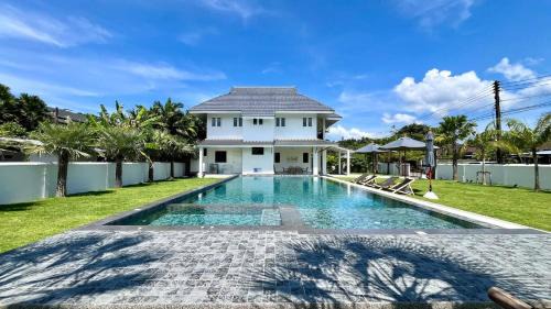 Khuekkhak Apartment | Khaolak Home - Large 16 Meters Lap Swimming Pool with 500Mbps private WIFI