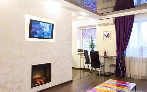 Petrovskoye Apartment | Kharkiv Center Apartment on Hoholya Str, Poetry square