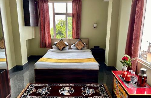 Ravangla Bed & Breakfast | Khimsa Lodge