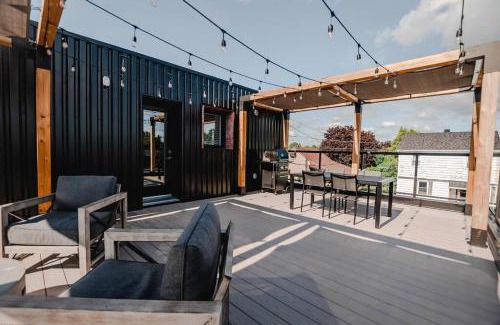 Cornwall Apartment | Khlozy Escape the ordinary. (Feonho)