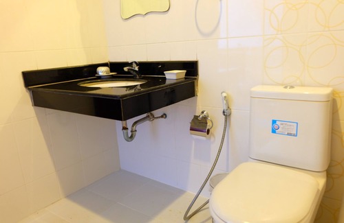 Tha Sala Hotel | Khunchay House