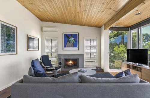 Lorne House | Kiara