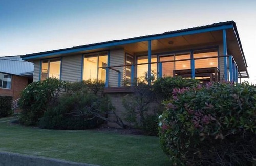 Forster House | KICKBACK BEACH SHACK @FORSTER - Walk to One Mile Beach !