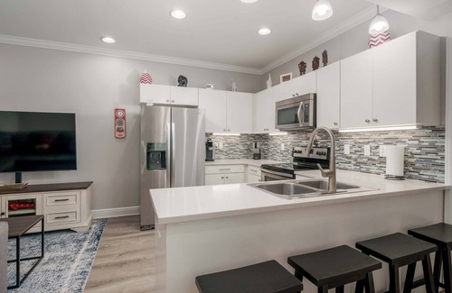 Tuscaloosa Condo | Kickoff Condo- Prime Location- Walk to UA/Strip