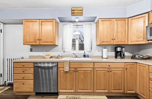 Two Harbors House | Kid-friendly, Family Homebase Only 2 Blocks to Lake Superior - Dine Hike Explore