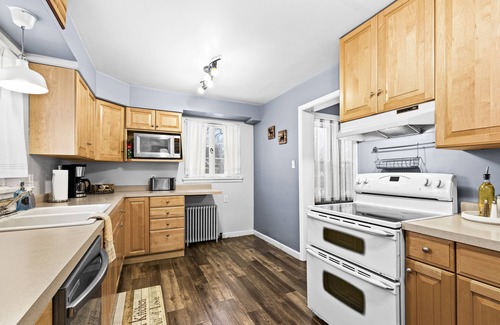 Two Harbors House | Kid-friendly, Family Homebase Only 2 Blocks to Lake Superior - Dine Hike Explore