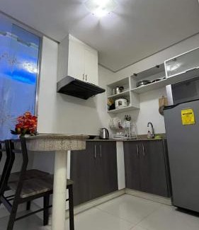 Ermita Night District Apartment | Kiean Leases