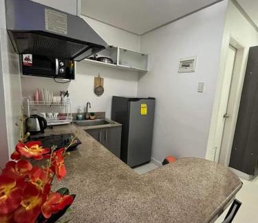 Ermita Night District Apartment | Kiean Leases