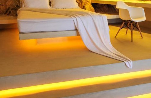 Folegandros Town Hotel | Kifines Suites