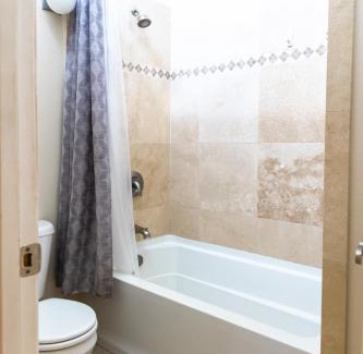 Kihei Apartment | Kihei Akahi A104