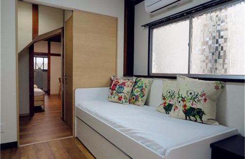 Tateishi House | Kiki HouseT -Self Check-in - Room Number & Password is in the following email