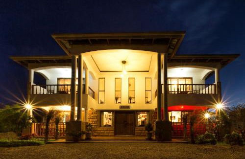 Kilimambogo House | Kilihouse Bb Large Ensuite Double Bedroom with full facilities