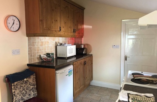 Ballylanders House | Killeen House - Cosy in the Irish Countryside