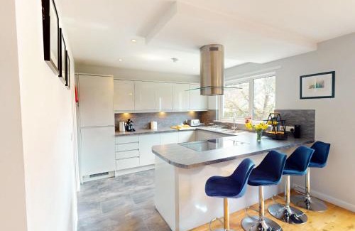 Newtonmore House | Killiechangie House