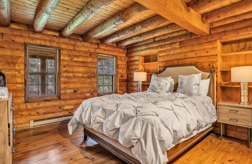 East Haven  Rutland County Cabin | Killington Cabin with Hot Tub and Ultimate Game Room