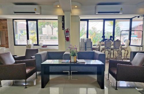 Mueang Samut Prakan District House | Kim Hotel At Bangplong