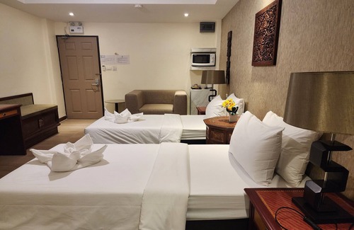 Mueang Samut Prakan District Hotel | KIM HOTEL AT BANGPLONG